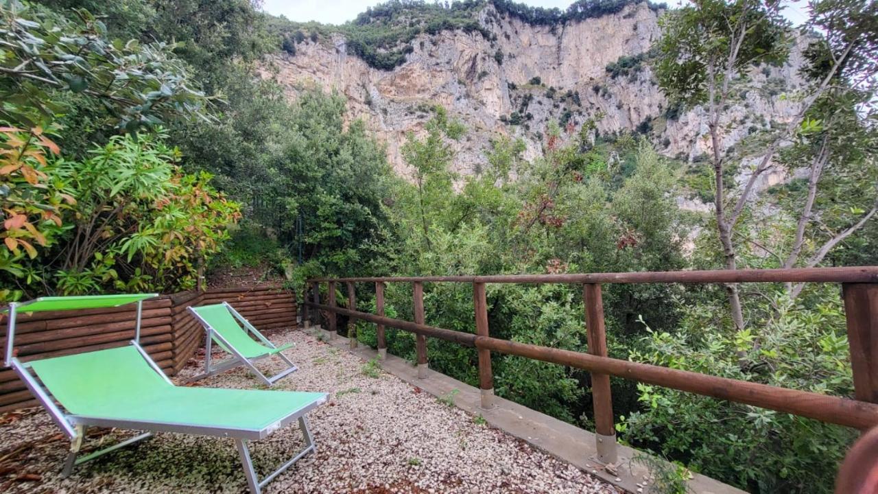 La Casetta Nel Bosco, Amalfi Zewnętrze zdjęcie